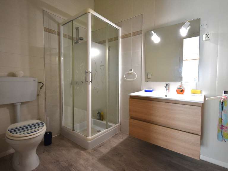 Maison Sérignac - 3 chambres - 240m²