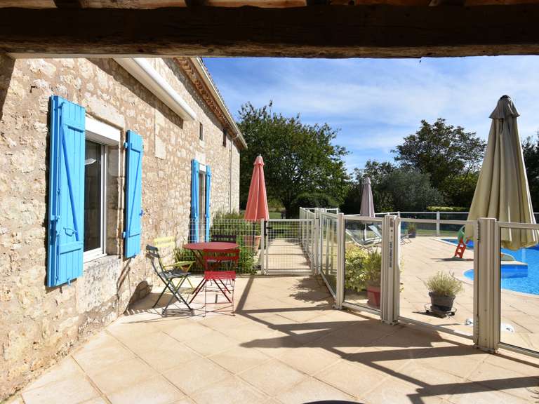 Maison Sérignac - 3 chambres - 240m²