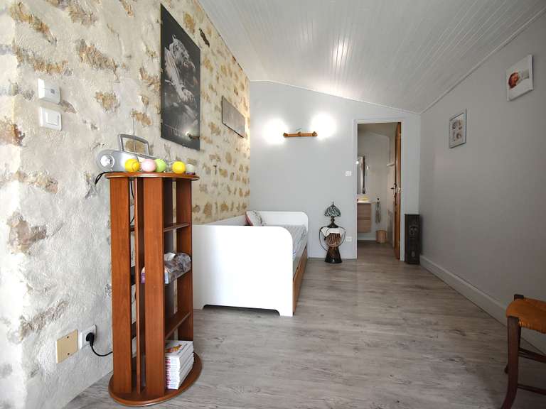 Maison Sérignac - 3 chambres - 240m²