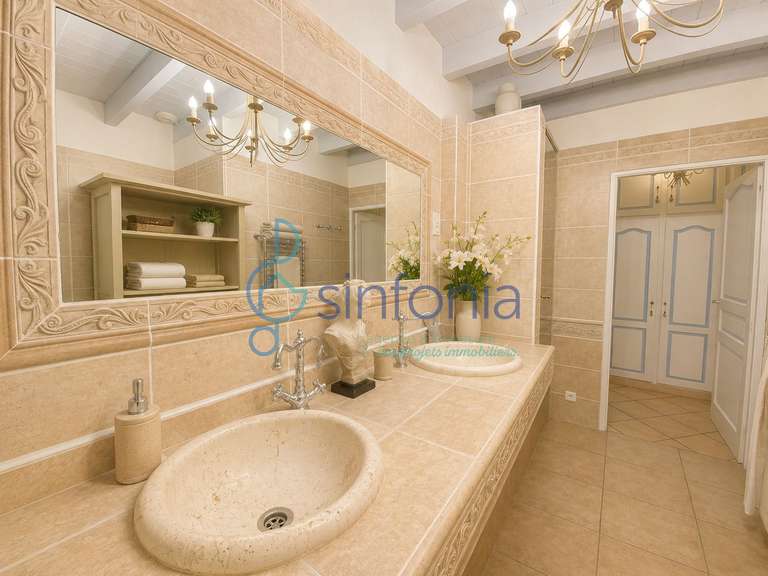 House Sernhac - 4 bedrooms - 271m²