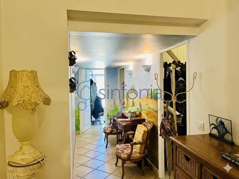 House Sernhac - 4 bedrooms - 271m²