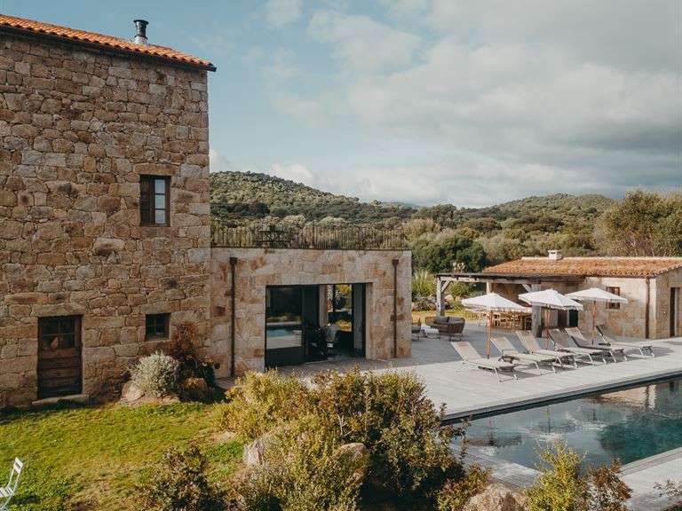 Maison Serra-di-Ferro - 4 chambres - 160m²