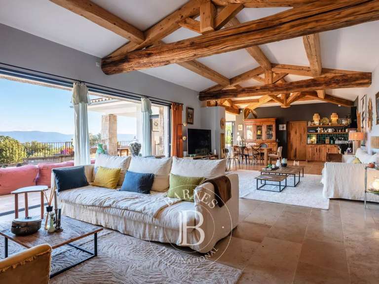 Villa Serra-di-Ferro - 7 chambres - 379m²