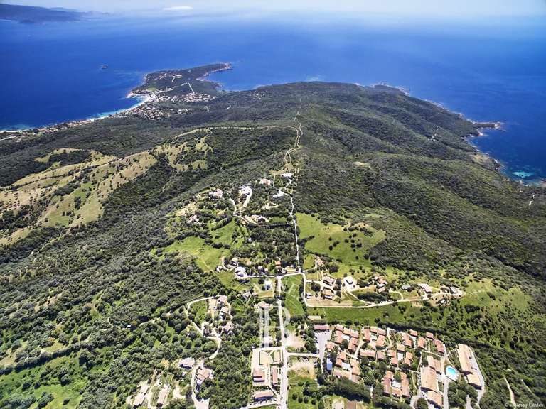 Villa Serra-di-Ferro - 7 chambres - 379m²