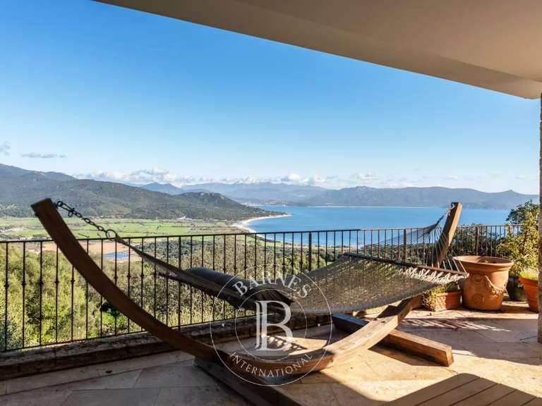 Villa avec Vue sur mer Serra-di-Ferro - 7 chambres - 379m²
