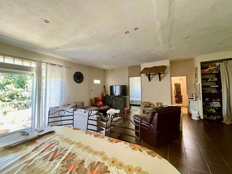 House Servian - 8 bedrooms