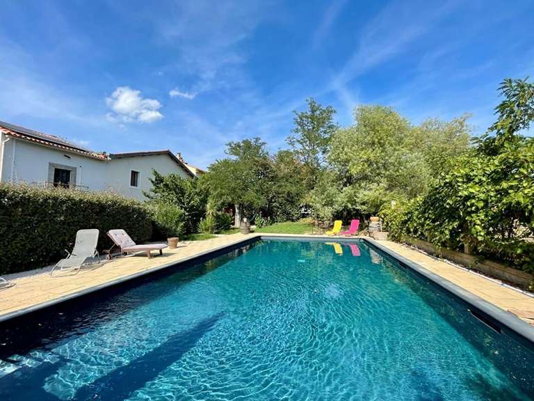 House Servian - 8 bedrooms