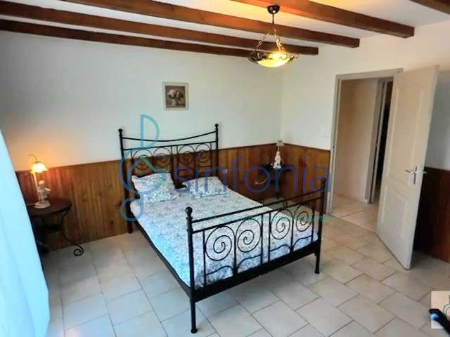 Maison Serviers-et-Labaume - 6 chambres - 250m²