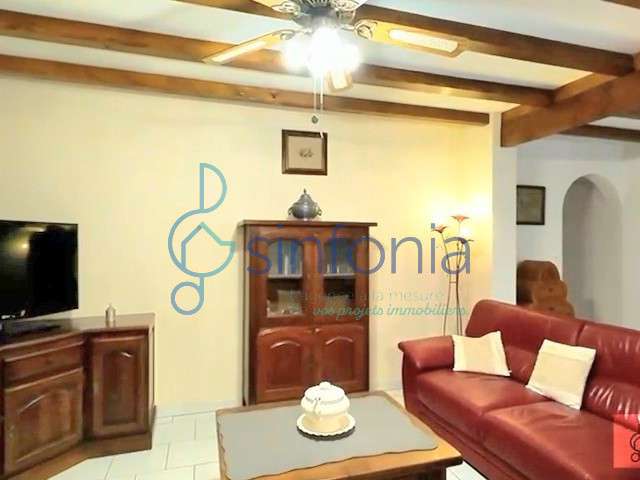 Maison Serviers-et-Labaume - 6 chambres - 250m²