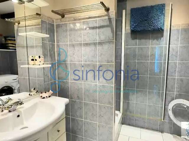 Maison Serviers-et-Labaume - 6 chambres - 250m²