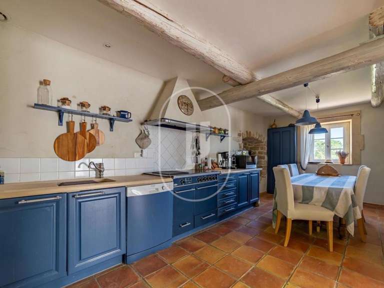 Maison Serviers-et-Labaume - 5 chambres - 205m²