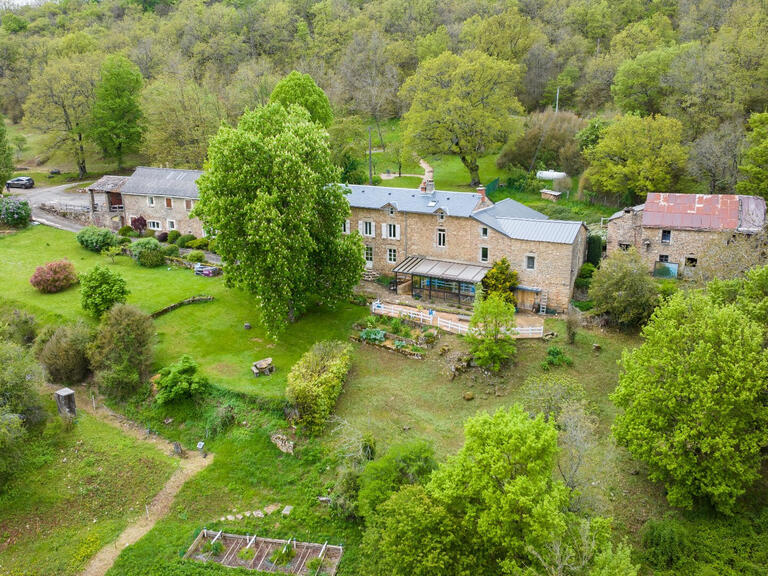 Propriété Sévérac-le-Château - 14 chambres - 780m²