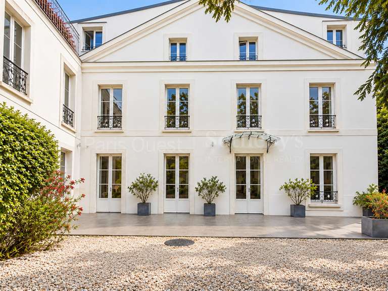 Maison Sèvres - 500m²