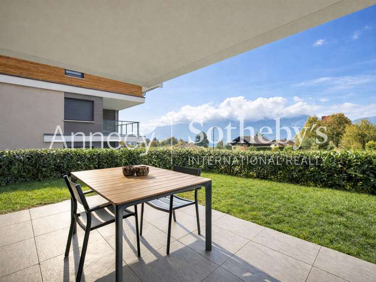 Appartement Sévrier - 3 chambres - 85m²