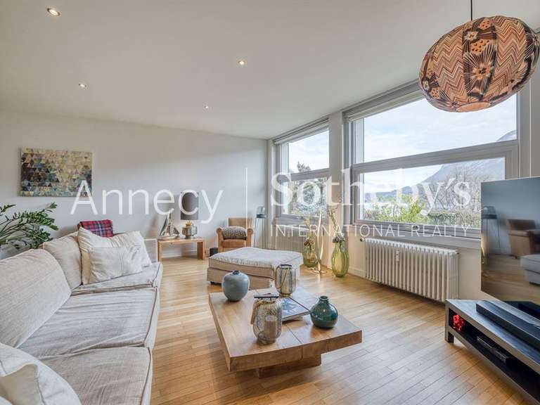 Apartment Sévrier - 5 bedrooms - 233m²