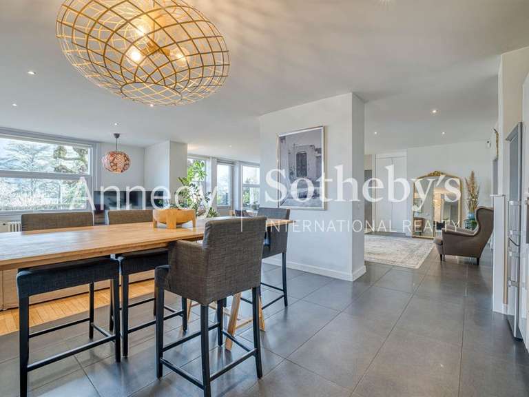Apartment Sévrier - 5 bedrooms - 233m²