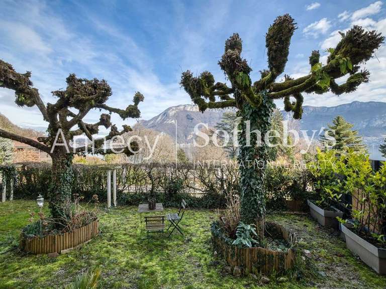 Apartment Sévrier - 5 bedrooms - 233m²