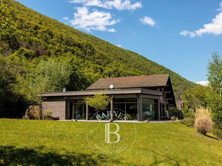 Maison Sévrier - 5 chambres - 330m²