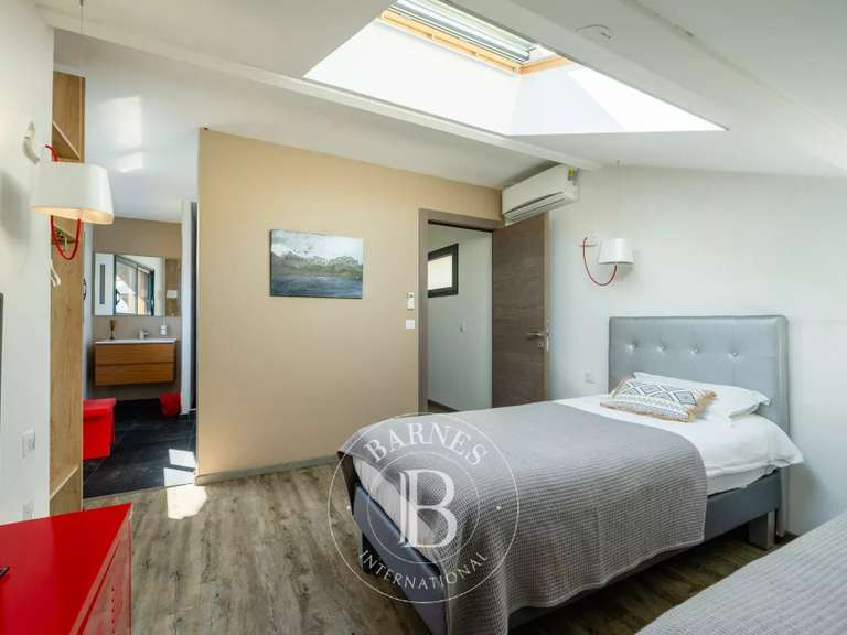 House Sévrier - 4 bedrooms - 174m²