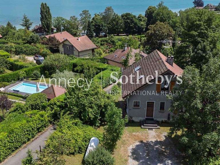 Maison Sévrier - 4 chambres - 168m²