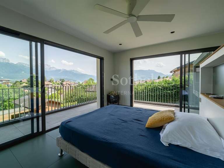 Maison Sévrier - 4 chambres - 295m²