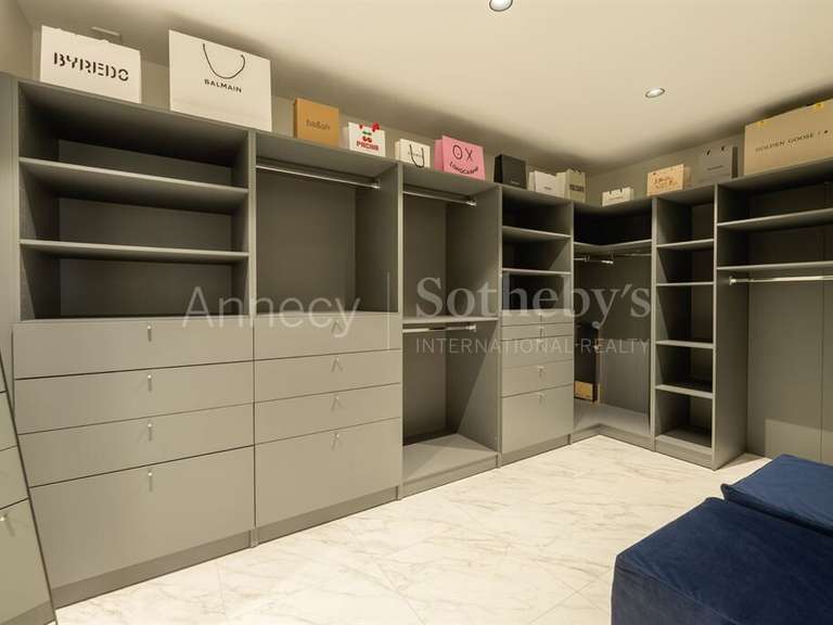 Maison Sévrier - 4 chambres - 295m²