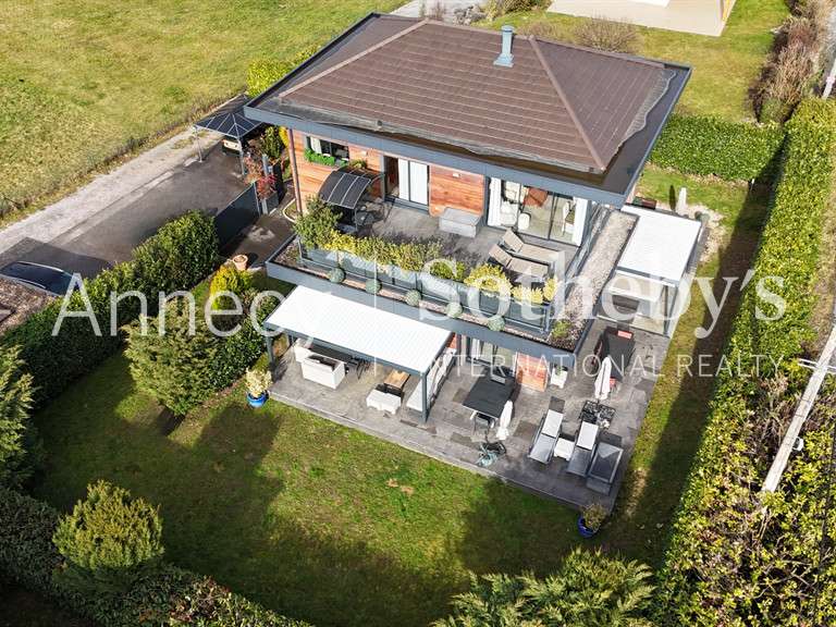 House Sévrier - 5 bedrooms - 272m²