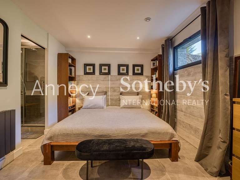 House Sévrier - 5 bedrooms - 272m²