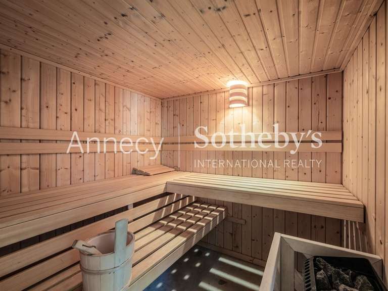 House Sévrier - 5 bedrooms - 380m²