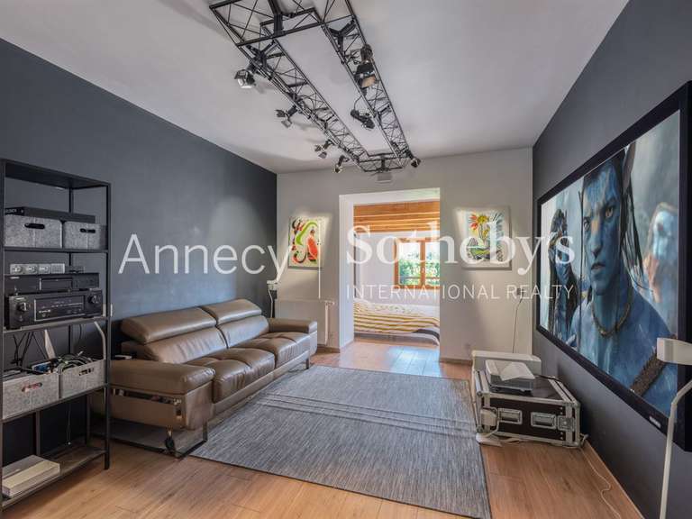 Maison Sévrier - 5 chambres - 380m²