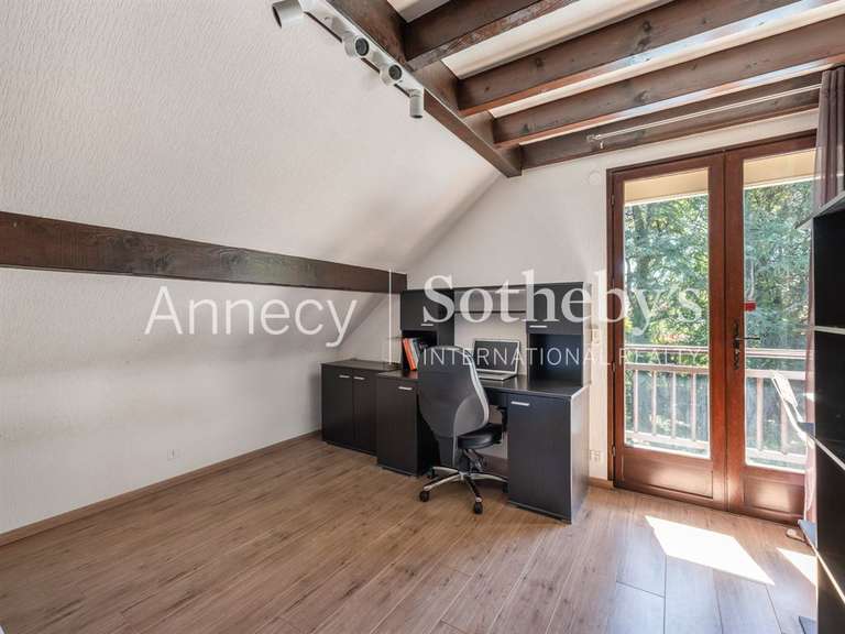 Maison Sévrier - 5 chambres - 380m²