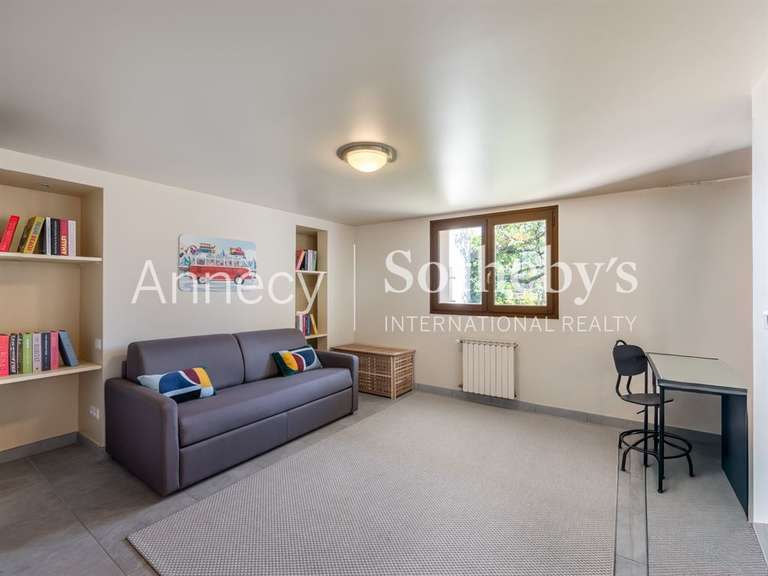 Maison Sévrier - 5 chambres - 380m²
