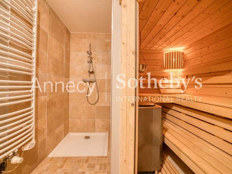 House Sévrier - 5 bedrooms - 273m²