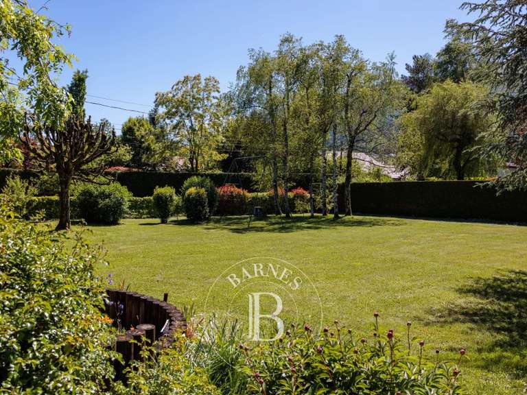 Maison Sévrier - 6 chambres - 216m²