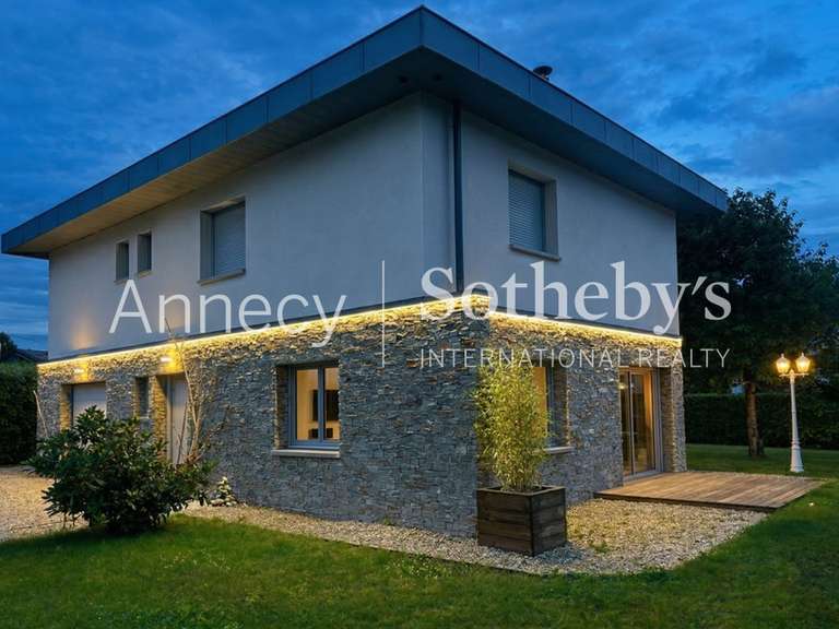 House Sévrier - 6 bedrooms - 160m²