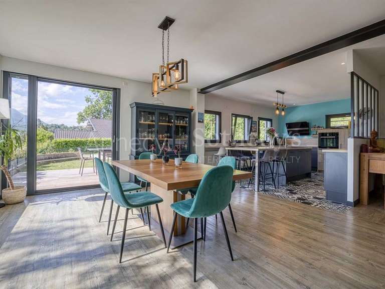 Maison Sévrier - 6 chambres - 340m²