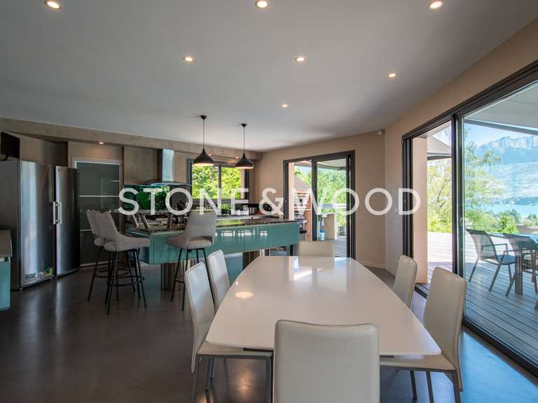 House Sévrier - 6 bedrooms - 277m²