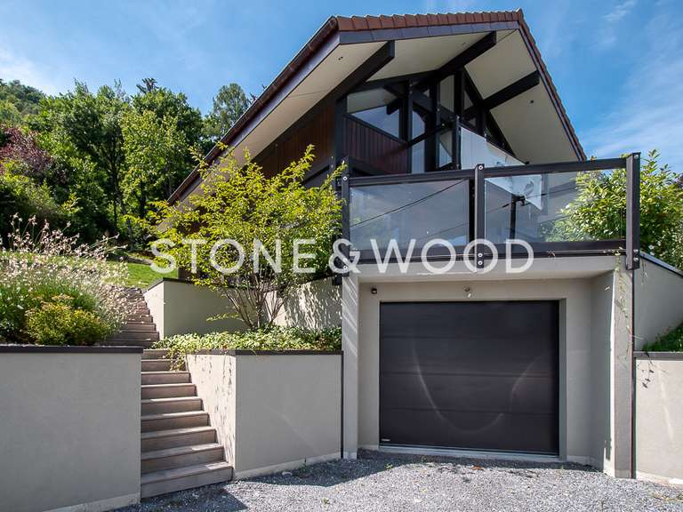 Maison Sévrier - 4 chambres - 211m²