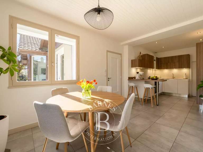 Maison Sévrier - 4 chambres - 167m²