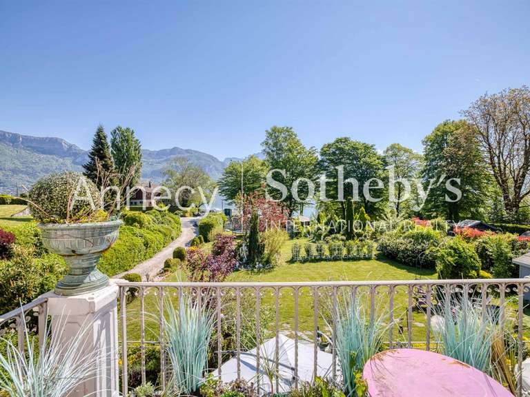 Maison Sévrier - 3 chambres - 180m²