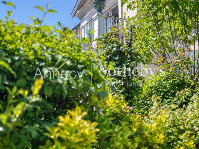 Maison Sévrier - 3 chambres - 180m²