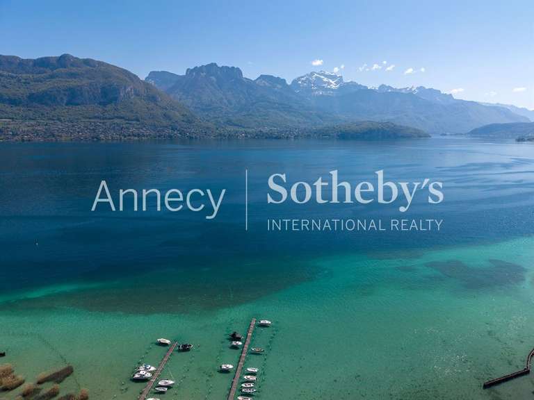 Maison Sévrier - 3 chambres - 196m²