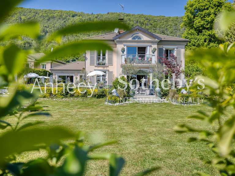 Maison Sévrier - 3 chambres - 180m²