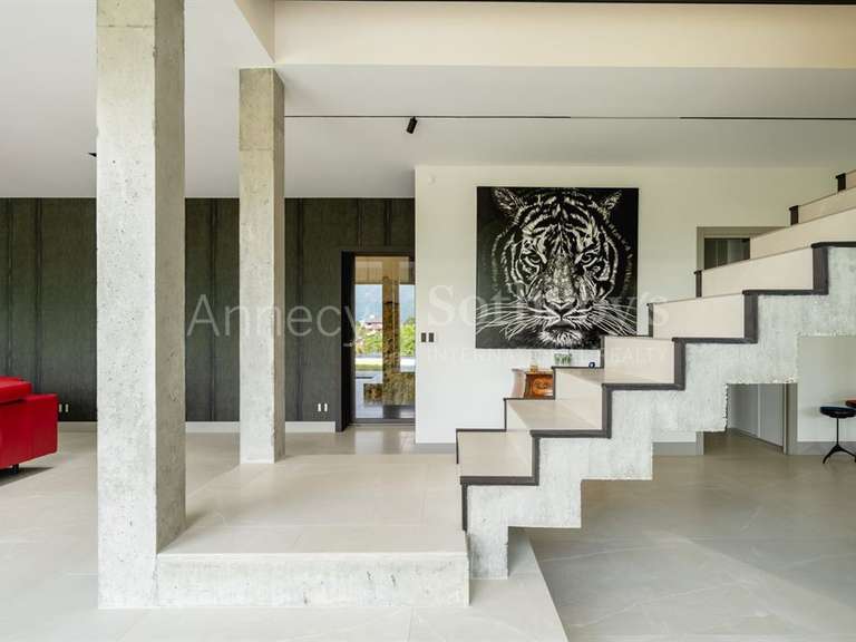 Maison Sévrier - 4 chambres - 295m²