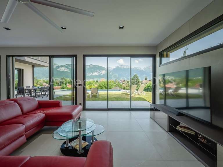 Maison Sévrier - 4 chambres - 295m²