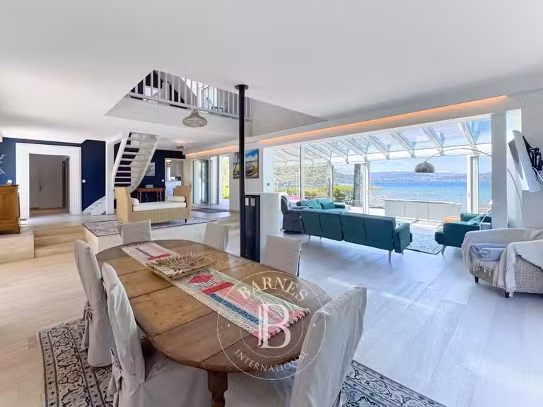 House Sévrier - 4 bedrooms - 413m²
