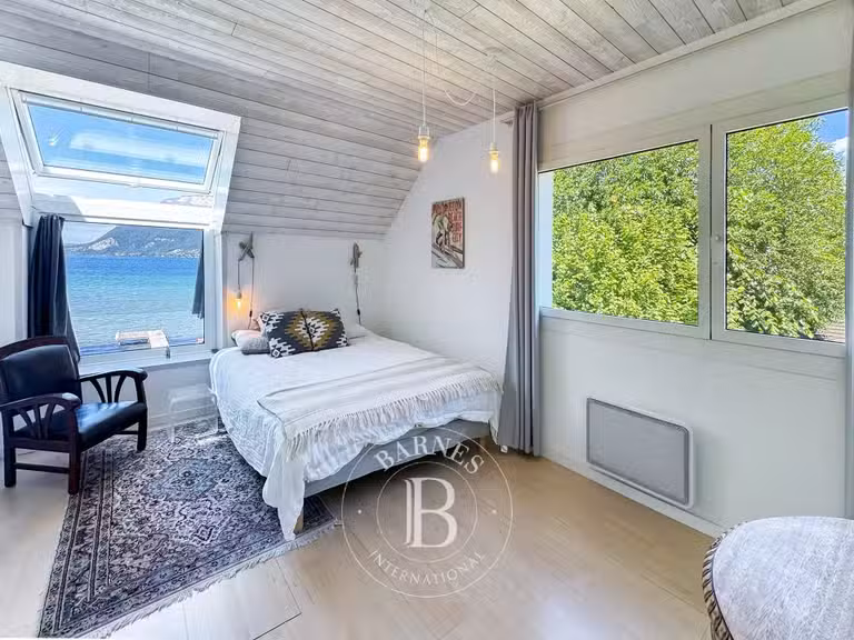 House Sévrier - 4 bedrooms - 413m²
