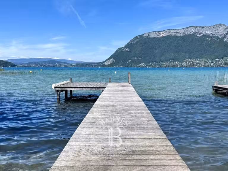 House Sévrier - 4 bedrooms - 413m²