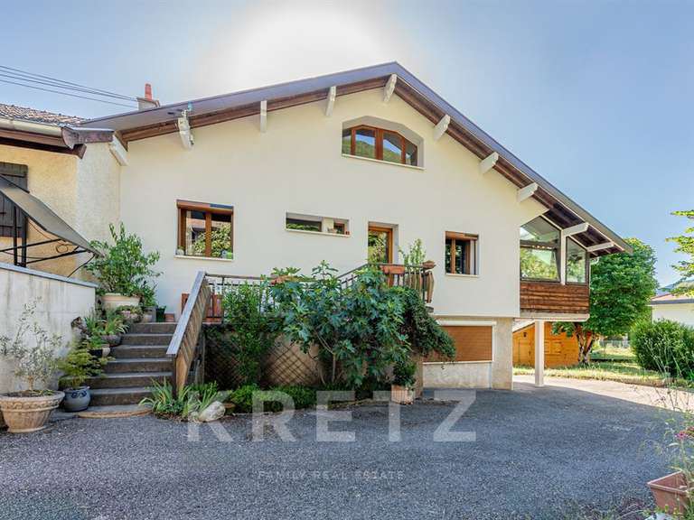 Maison Sévrier - 4 chambres - 101m²