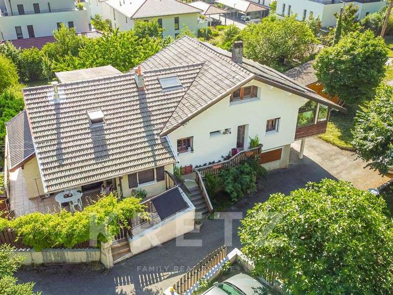 Maison Sévrier - 4 chambres - 101m²